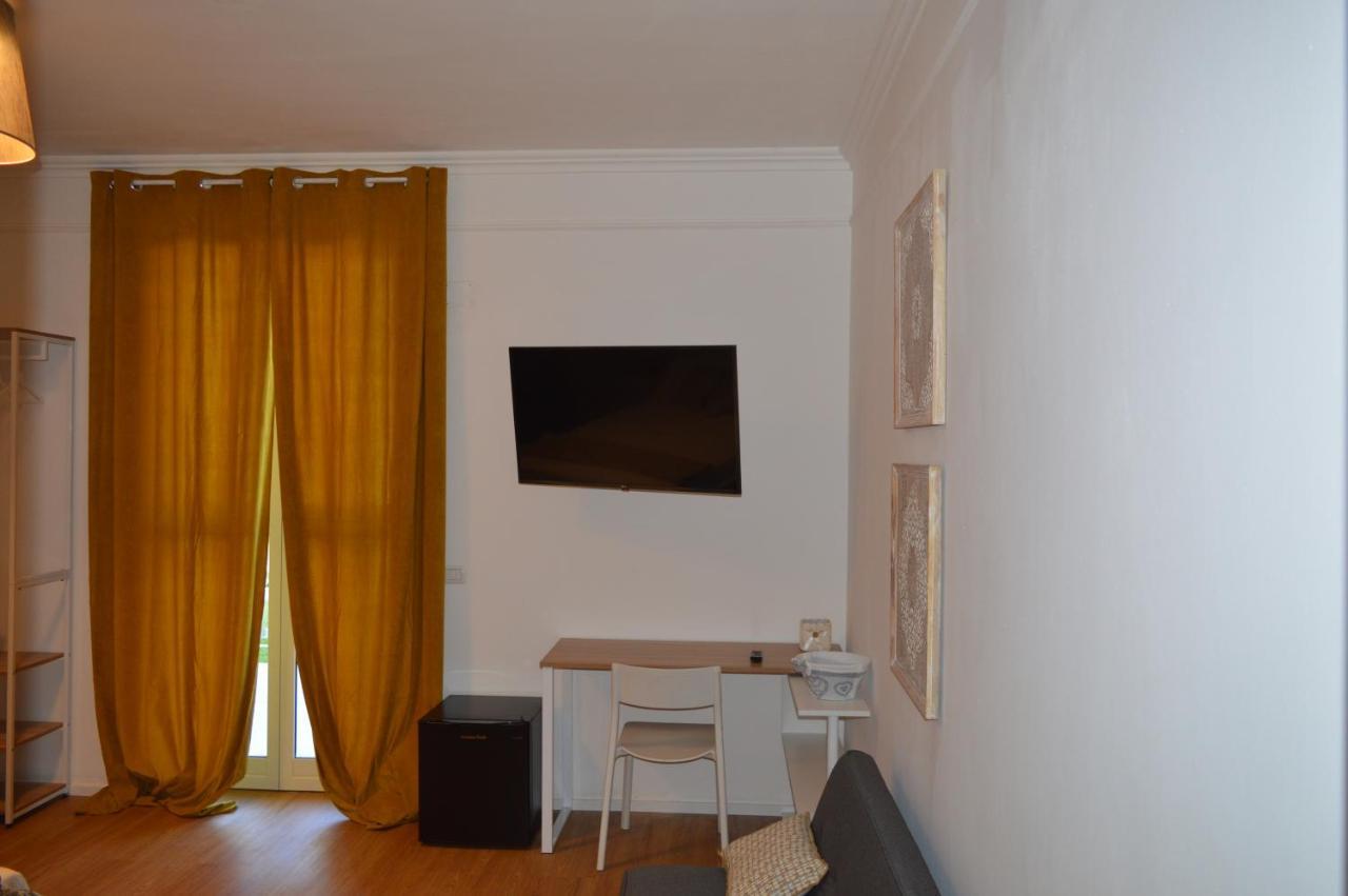 Casa Blanca B&B Latina Eksteriør bilde