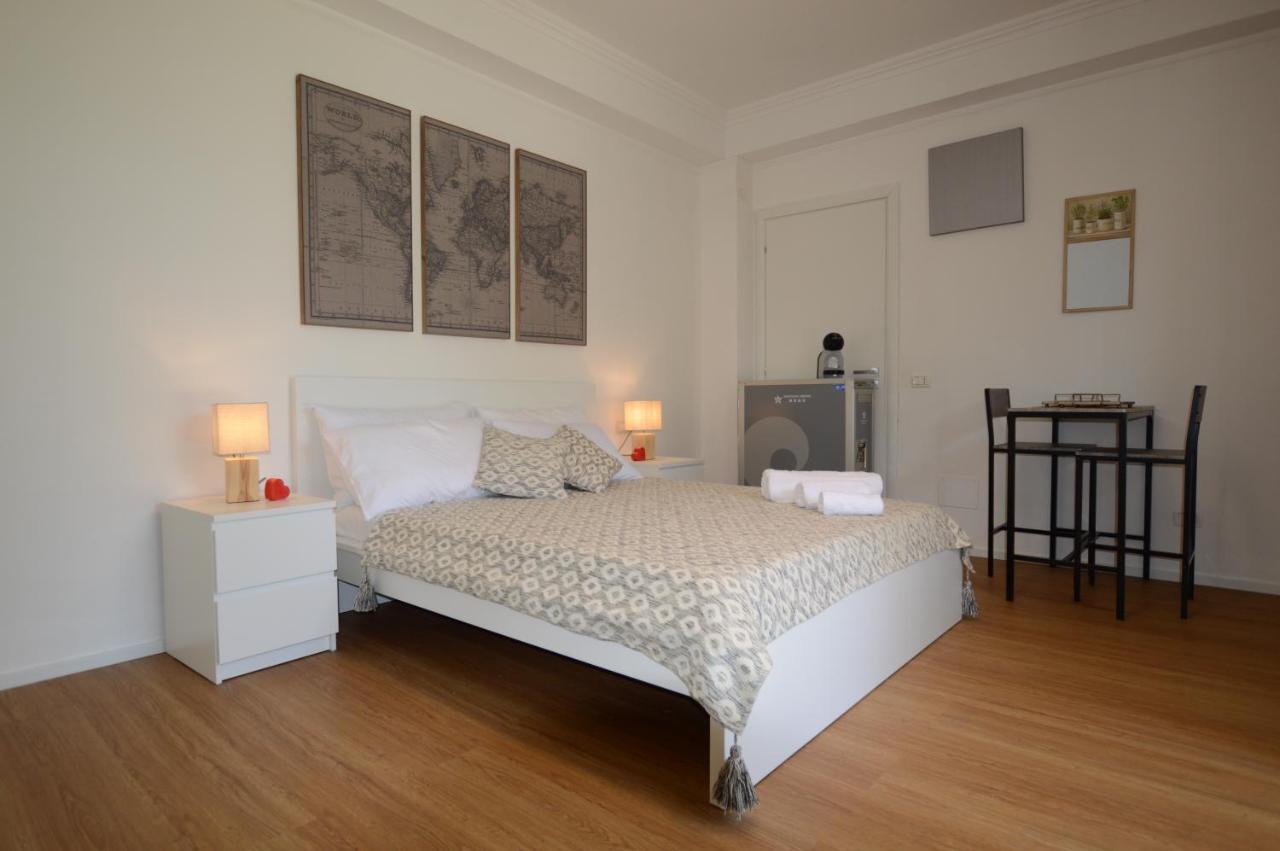 Casa Blanca B&B Latina Eksteriør bilde